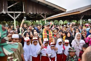 Kepala Staf Angkatan Darat Jendral TNI Maruli Simanjuntak Hadiri penutupan TMMD di Kampar