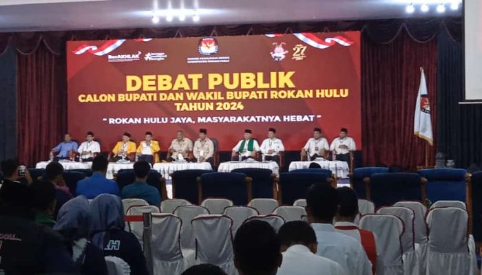 Debat Kandidat Pilkada Rokan Hulu 2024 Berjalan Lancar Dan Sukses Dihadiri Kelima (Paslon)