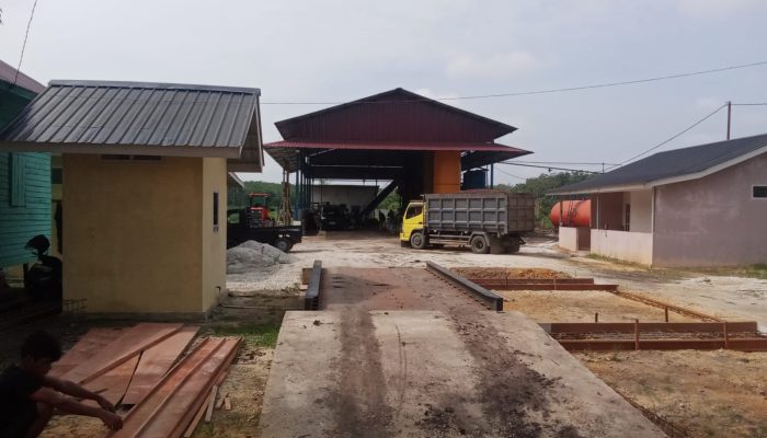 Maraknya Pabrik Kelapa Sawit Diduga Ilegal, PJ Bupati Kampar Hambali Pilih Bungkam