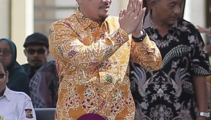 Anggota DPRD Kampar Iib Nursaleh Wujudkan Keinginan BKMT Permata