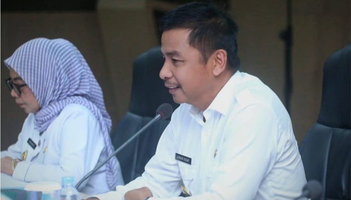 Bupati kampar Ahmad Yuzar, tunjuk Ismahyuddin Plt. Dirut PDAM Tirta Kabupaten Kampar