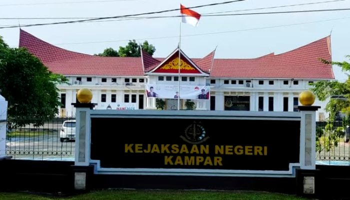 Dwiyanto Prihartono Jabat Kajari Kampar, Sapta Putra Dipromosikan Jadi Asintel Kejati Riau