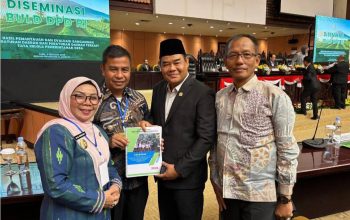 Plt Disdikpora Kampar Helmi, Turut menghadiri kegiatan diseminasi BLUD bersama Kepala daerah