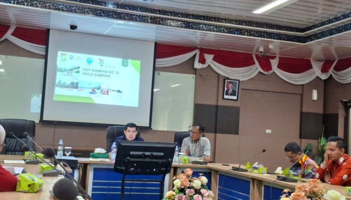 Plt Kadisdik Kampar Ikuti Rapat Matangkan Dragon Boat Bersama Sekda