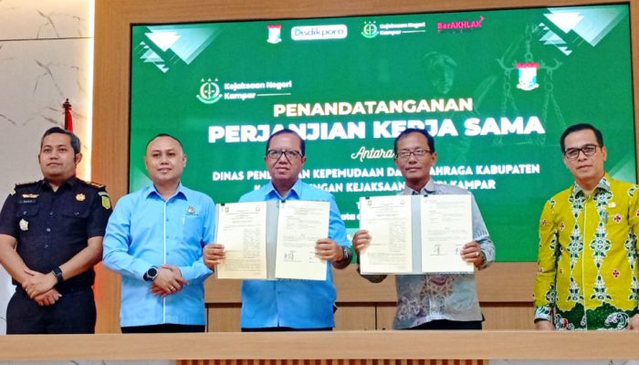 Kejari bersama Disdik Kampar Jalin Kerjasama,Wujudkan transparasi Anggaran