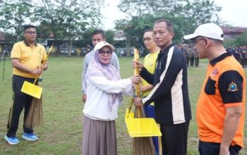 Apel Gerakan Indonesia ASRI Plt Disdik bersama Bupati Kampar