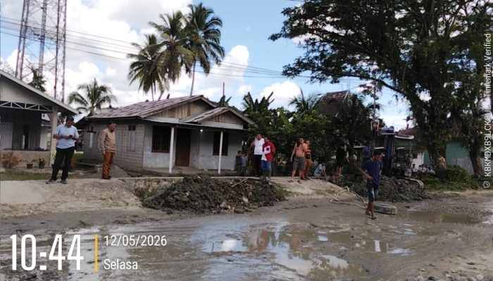 Jalan Propinsi Nias Utara Memprihatinkan, Pemkab Tangani Sementara,