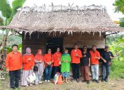 Tangis Haru Warga Pecah Saat Bang YD Bantu Janda Lansia Di Gunungsitoli
