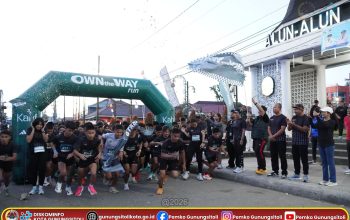 Semarakkan Road to PORPROVSU 2026, Wali Kota Gunungsitoli Lepas Peserta “Own the Way Run”