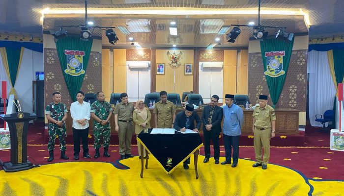 Sah !!! DPRD dan Pemkab Kampar Tandatangani Nota Kesepakatan Perubahan KUA-PPAS 2026